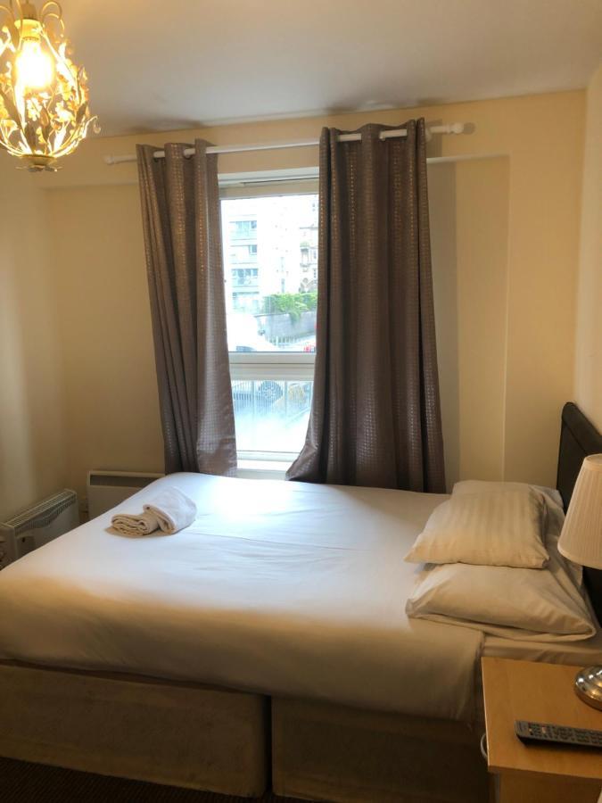 Wallace Budget Rooms Glasgow Luaran gambar